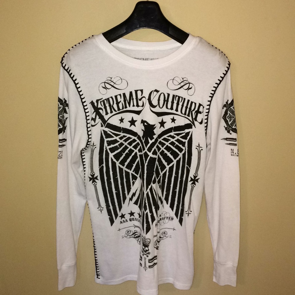 Nice long sleeve shirt.